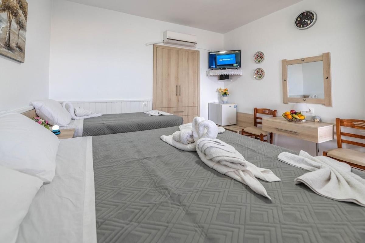 Springs Petronas Apartment Archangelos  Esterno foto